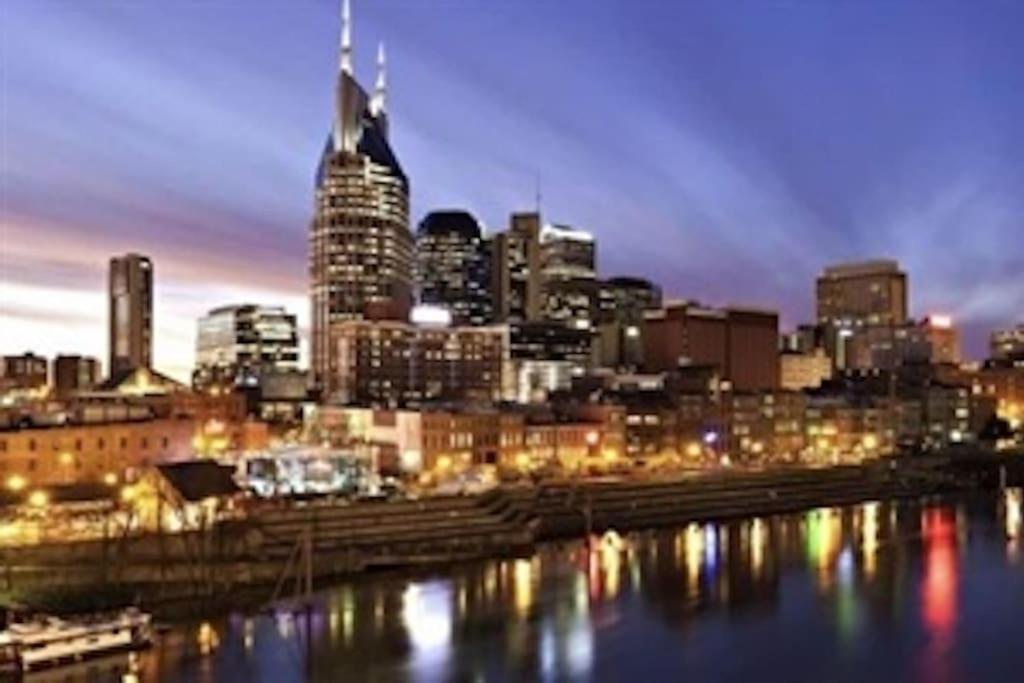 Downtown Nashville Riverfront Condo Экстерьер фото